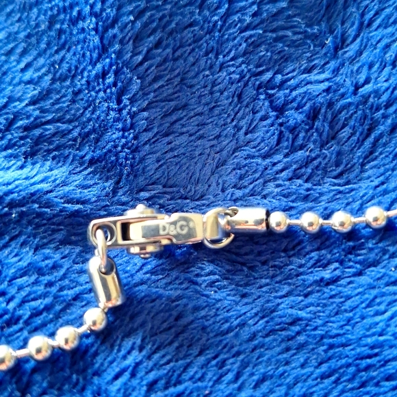 Silver Teddy Bear Pendant Necklace - Picture 3 of 5